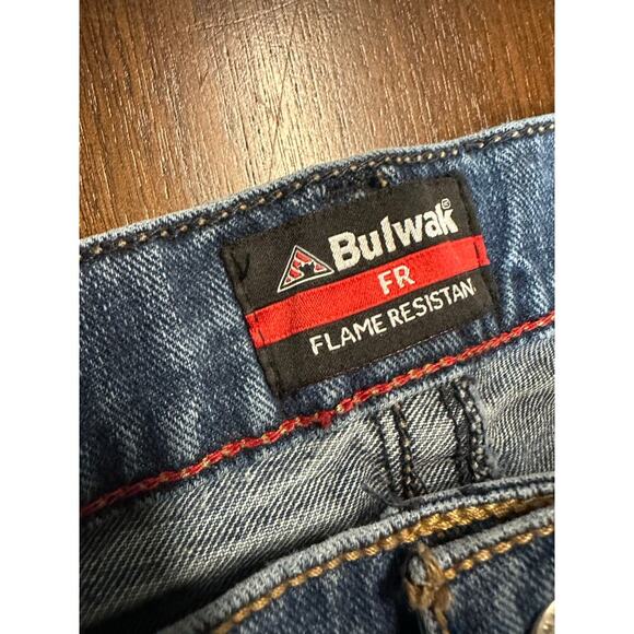 Bulwark FR Boot Cut Jeans Men 38x32 Workwear Flame Resistant CAT2 Cowboy Western - Picture 3 of 11